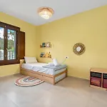 El Campanario Apartment *