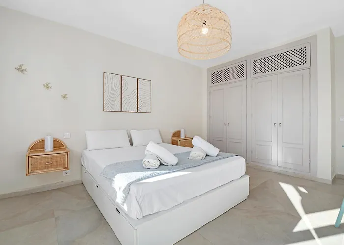 El Campanario 埃斯特波纳